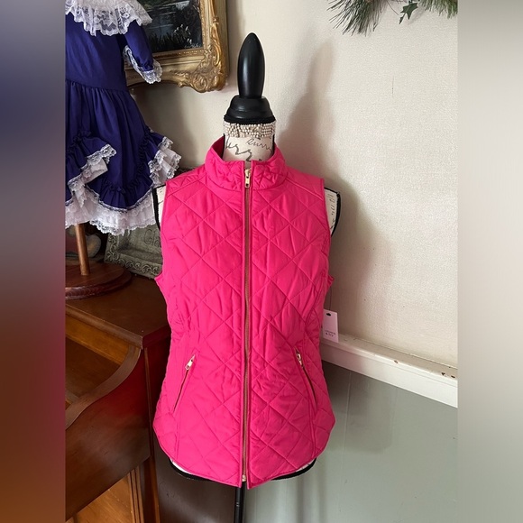 🩷Crown & Ivy Hot Pink Flamingo Barbie Core Quilted Vest S NWT 72.50‼️FINAL SALE - Picture 1 of 8